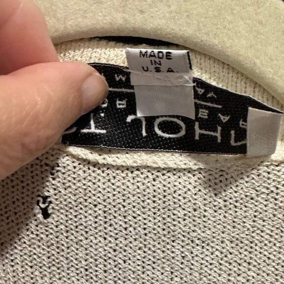 Vintage ST. JOHN Sportswear Santana Knit Cardigan L Cream Pink Gold Buttons USA - Picture 9 of 10